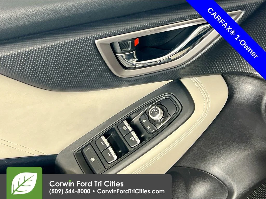 Used 2020 Crystal White Pearl Subaru Limited image 12