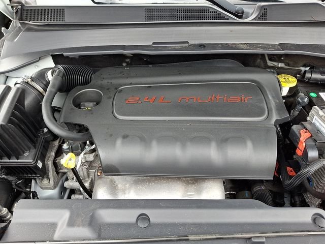 Used 2022 White Jeep Limited image 29
