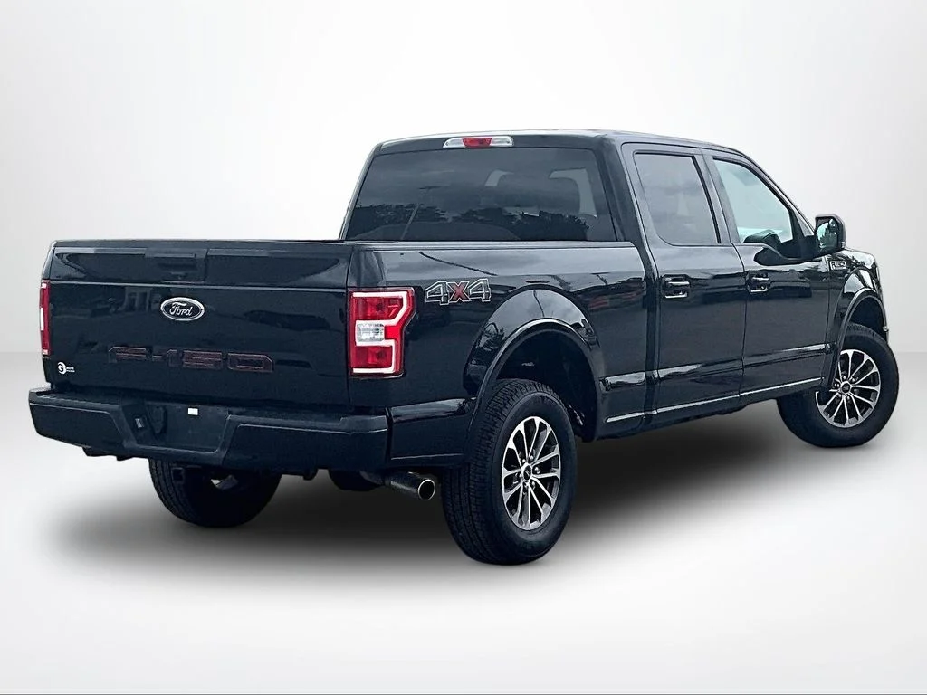 Used 2018 Black Ford XLT image 3