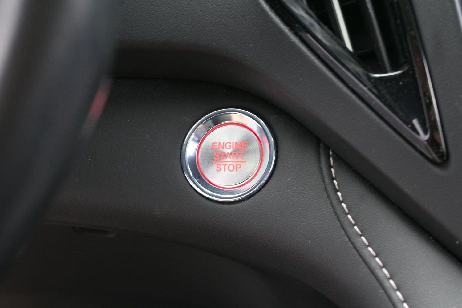 Used 2023 Majestic Black Pearl Acura SH-AWD w/Tech image 25