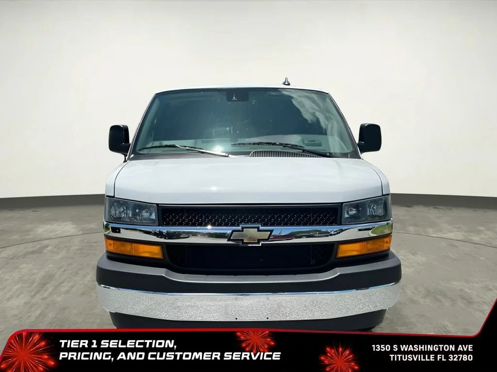 Used 2025 Summit White Chevrolet 1LT image 9
