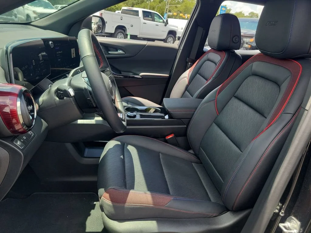Used 2025 Mosaic Black Metallic Chevrolet RS image 20