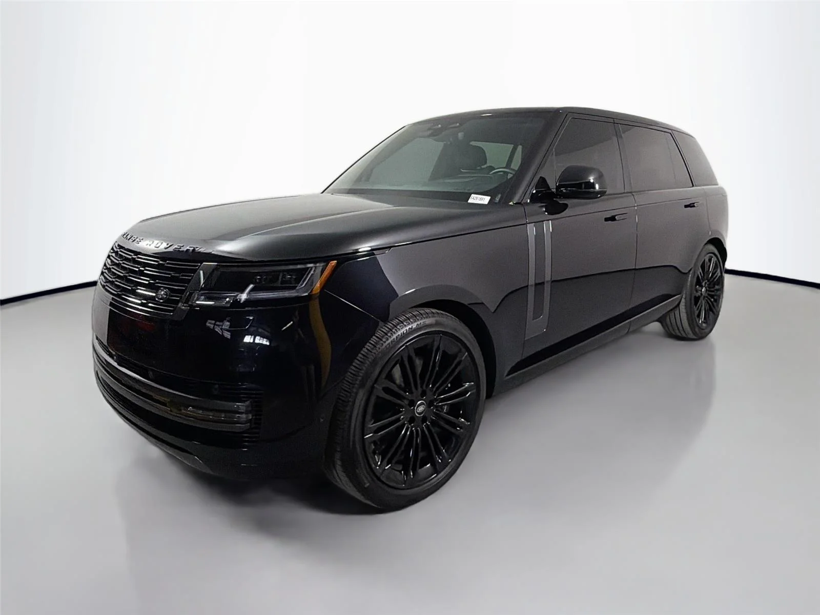 2025 Land Rover Range Rover 4.4 SE LWB 7's photo