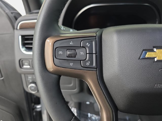 Used 2023 Gray Chevrolet High Country image 17