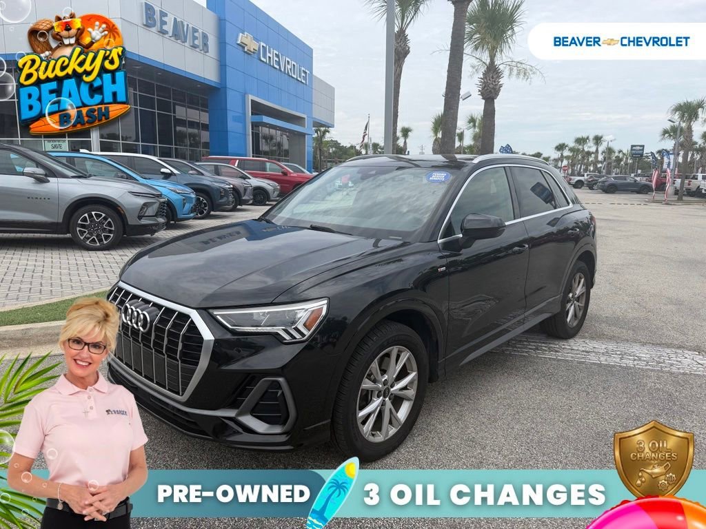 2023 Audi Q3 45 TFSI S Line Premium quattro's photo