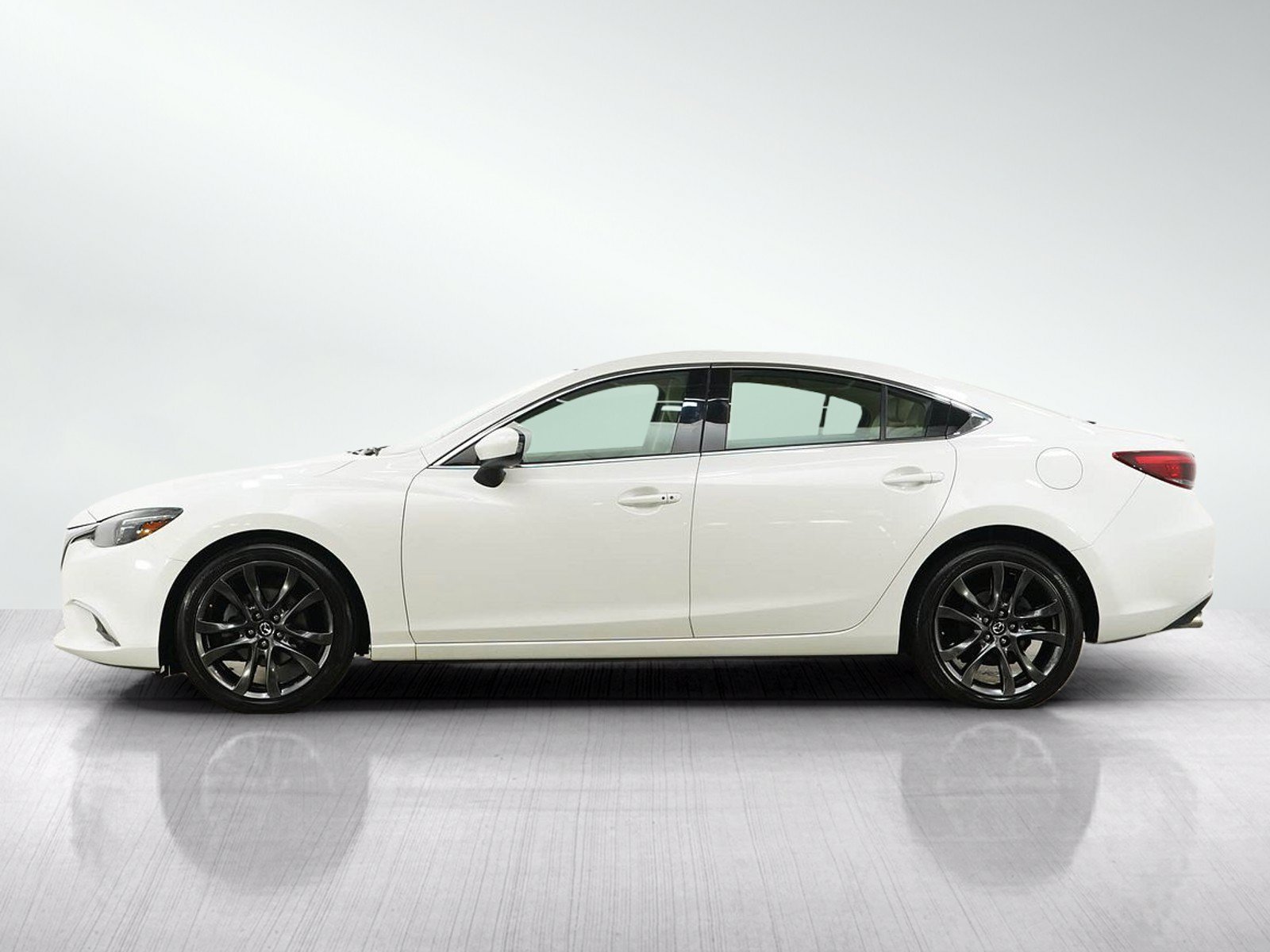 Used 2016 Mazda MAZDA6 i Grand Touring with VIN JM1GJ1W56G1422461 for sale in White Bear Lake, Minnesota