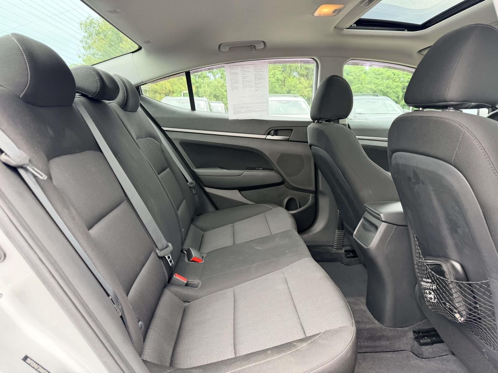Used 2017 Silver Hyundai Value Edition image 11