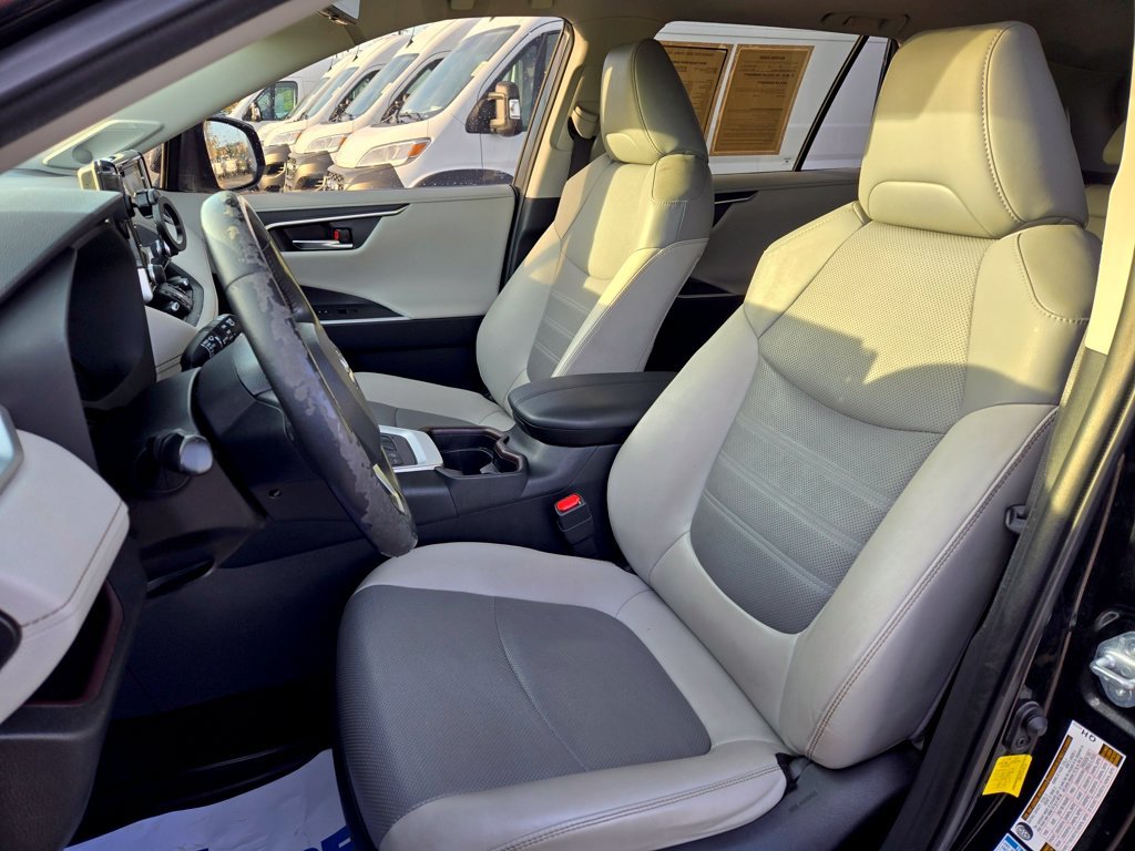 Used 2019 Black Toyota Limited image 16