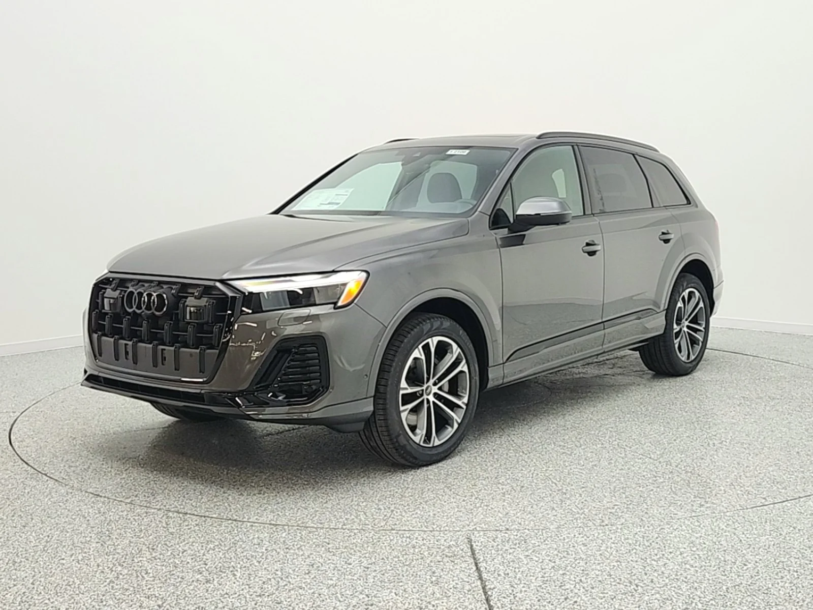 2026 Audi Q7 45 Premium quattro Tiptronic's photo