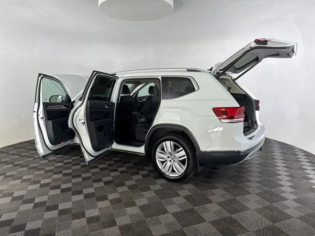 Used 2019 White Volkswagen SEL Premium image 16