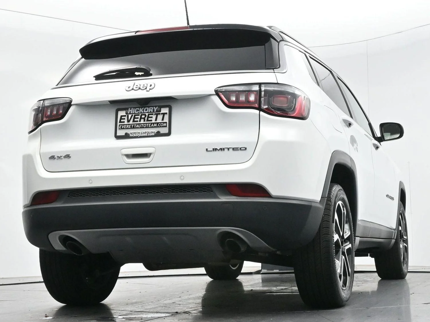 Used 2023 Bright White Clearcoat Jeep Limited image 48
