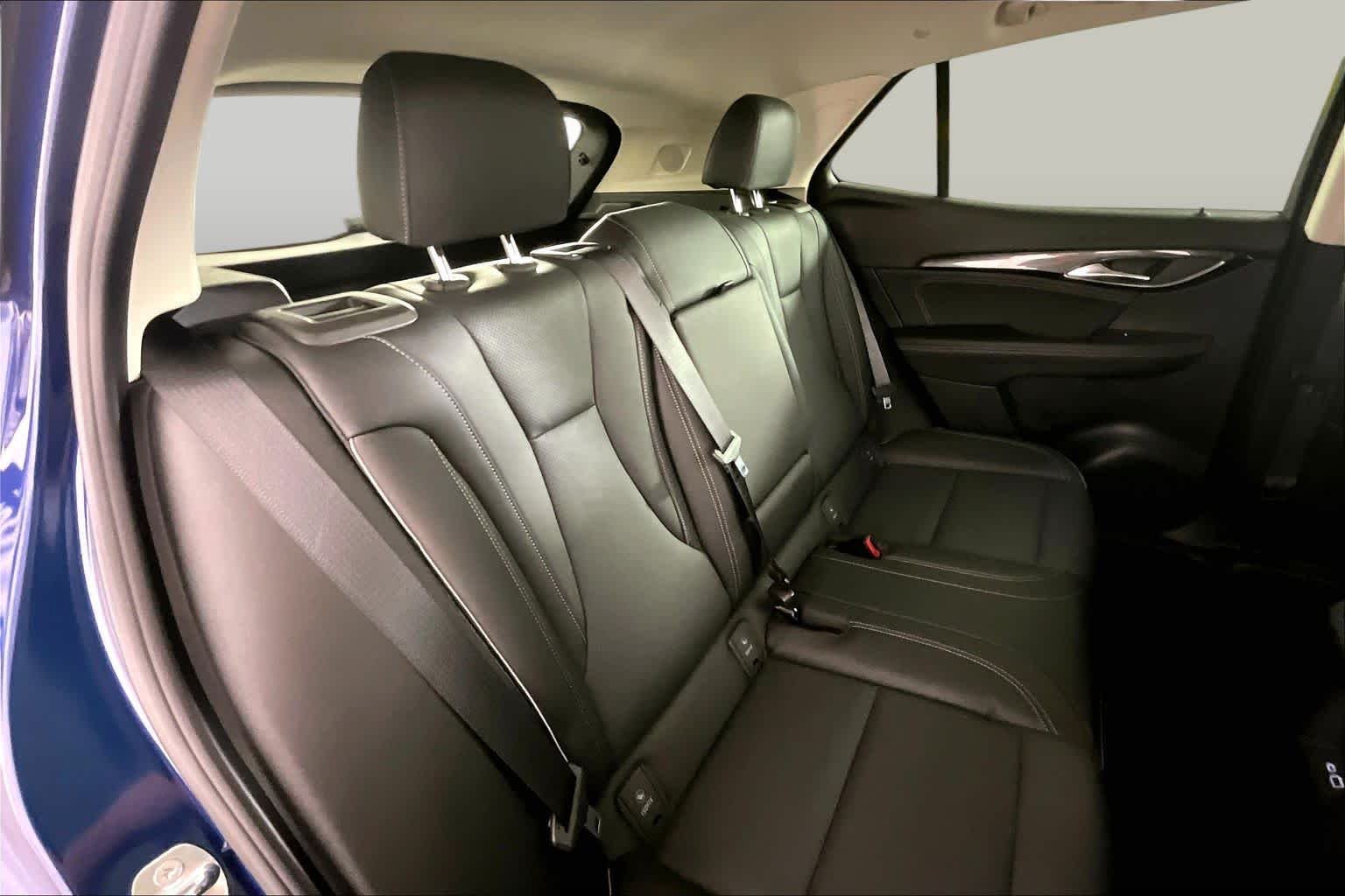 Used 2023 Sapphire Metallic Buick Essence image 19