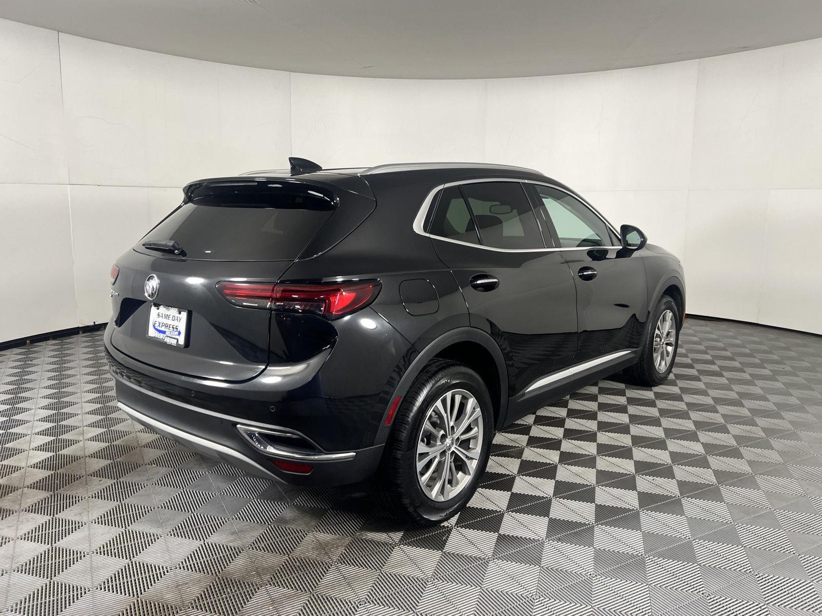 Used 2023 Ebony Twilight Metallic Buick Preferred image 3