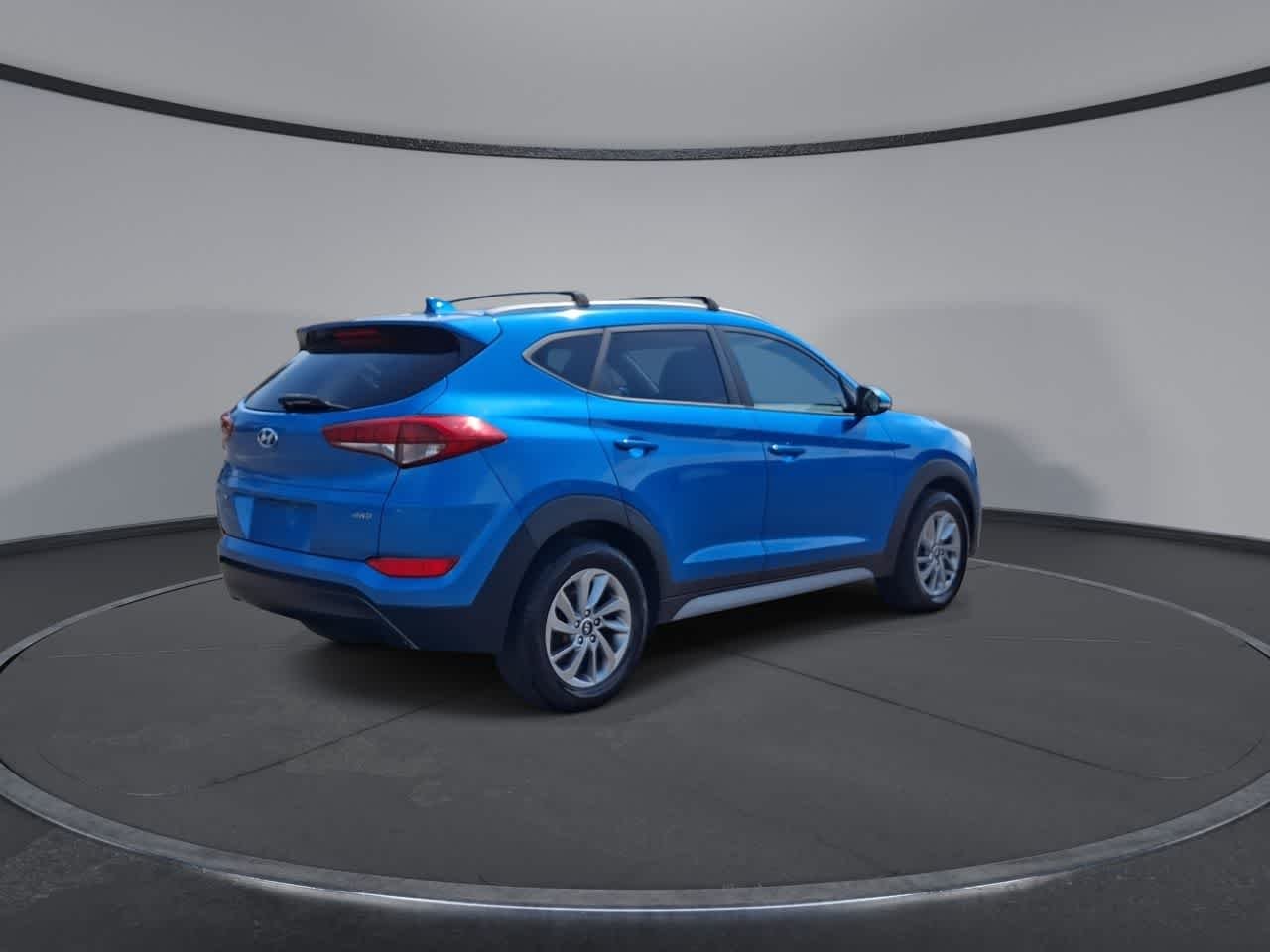 Used 2018 Caribbean Blue Hyundai SEL Plus image 8