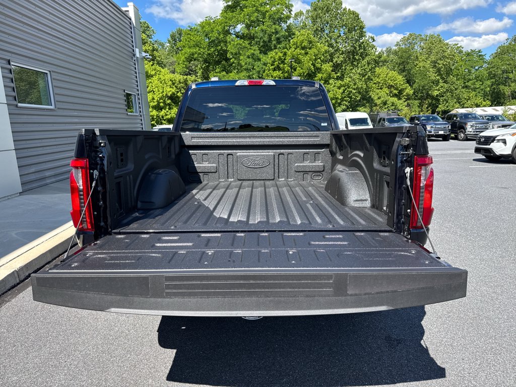 New 2026 Antimatter Blue Metallic Ford XLT image 6