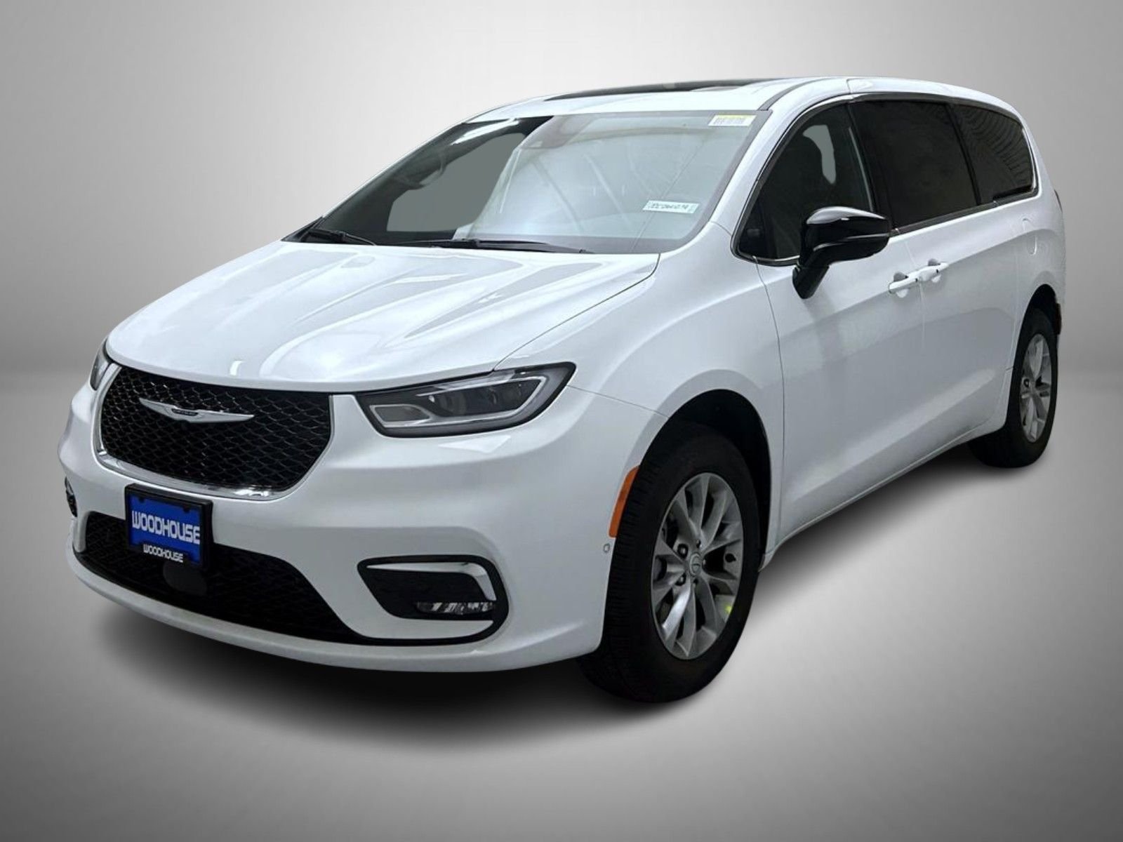2026 Chrysler Pacifica Limited AWD's photo