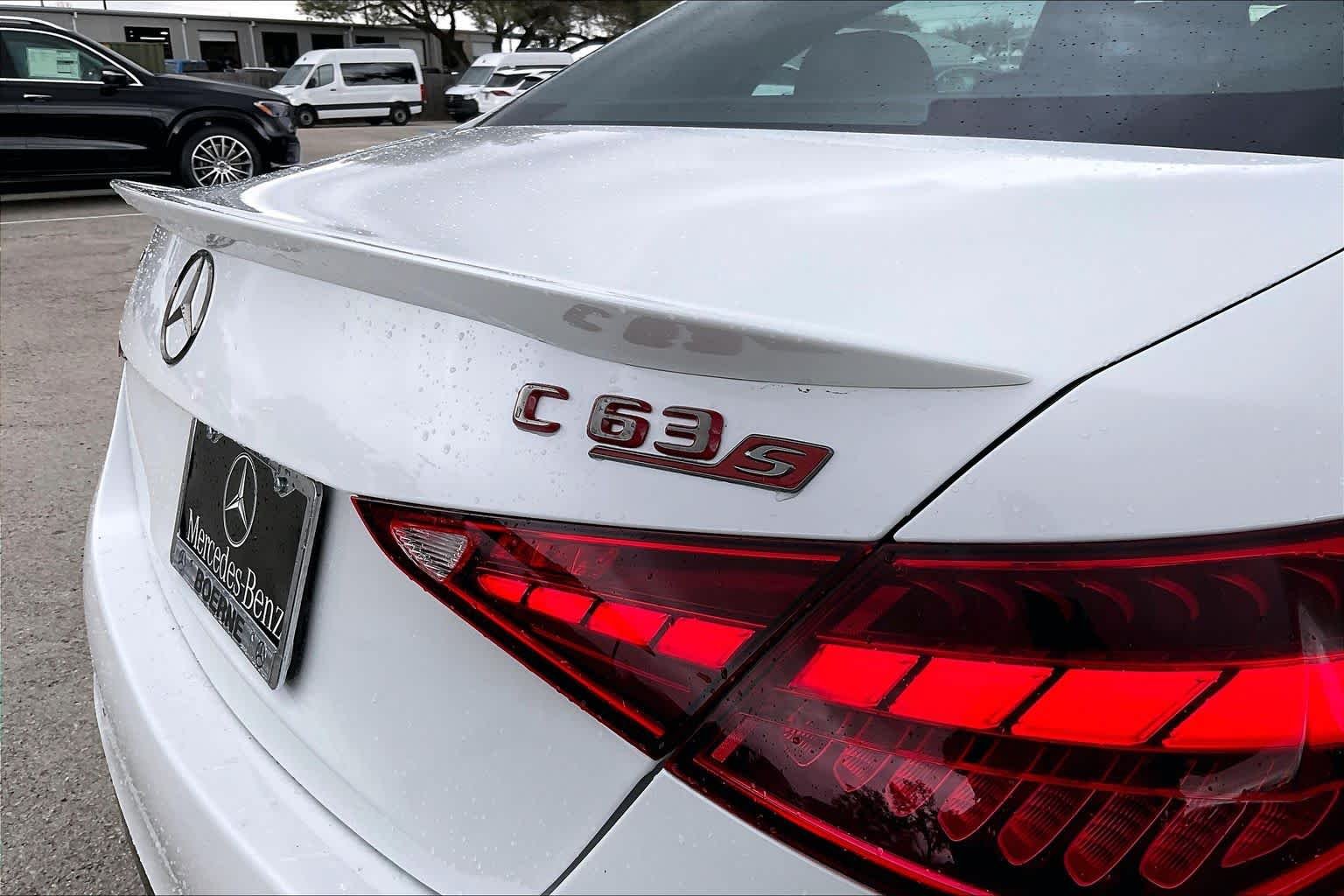 New 2026 MANUFAKTUR Moonlight White Metallic Mercedes-Benz AMG® C 63 S E Performance Sedan image 6