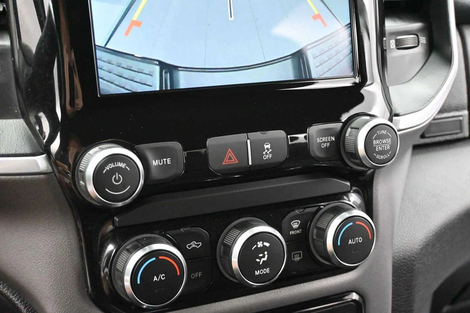 Used 2022 Diamond Black Crystal Pearlcoat Ram Big Horn image 20