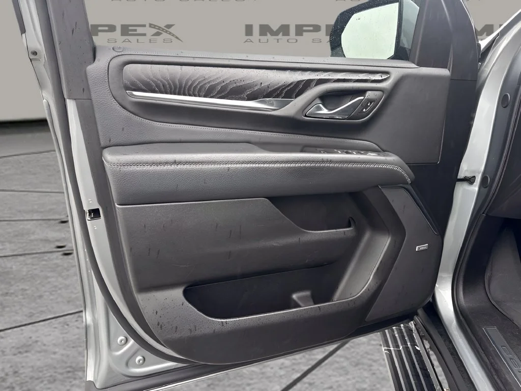 Used 2023 Silver GMC Denali image 26