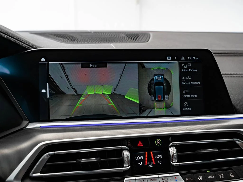 Used 2022 Arctic Gray Metallic BMW M50i image 36