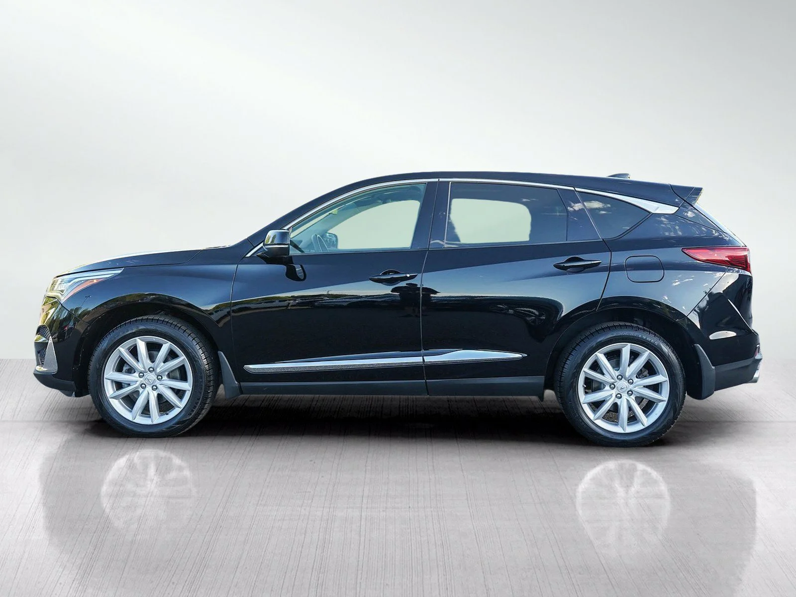 Used 2020 Acura RDX Base with VIN 5J8TC2H35LL802868 for sale in Burnsville, Minnesota