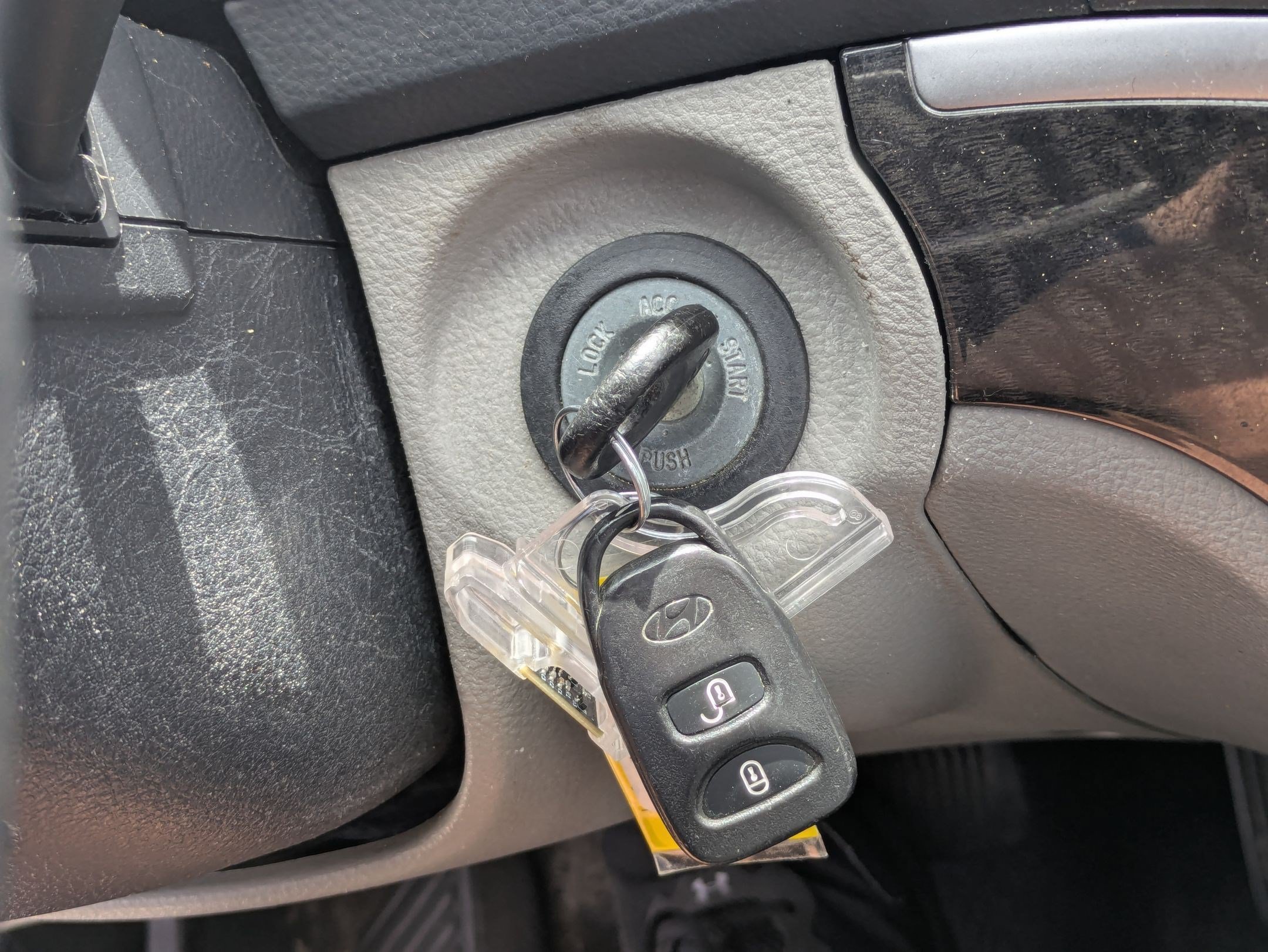 2009 Hyundai Santa Fe GLS - Photo 31
