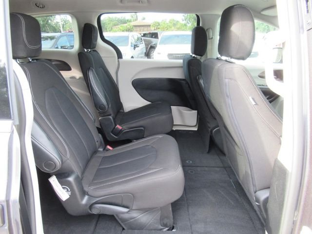 Certified Used 2023 Gray Chrysler LX image 29