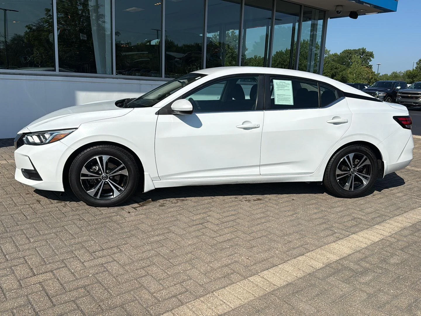 Used 2021 Nissan Sentra SV with VIN 3N1AB8CV5MY296703 for sale in Peoria, IL