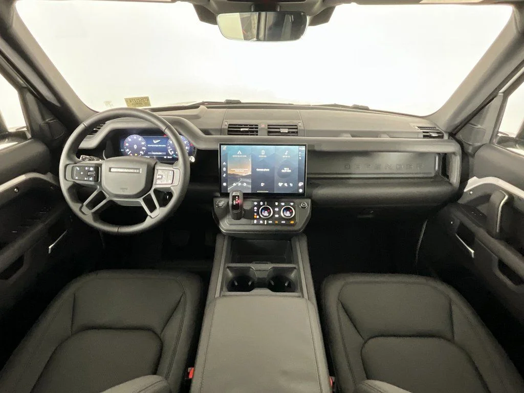 New 2026 Borasco Grey Land Rover X-Dynamic SE image 4