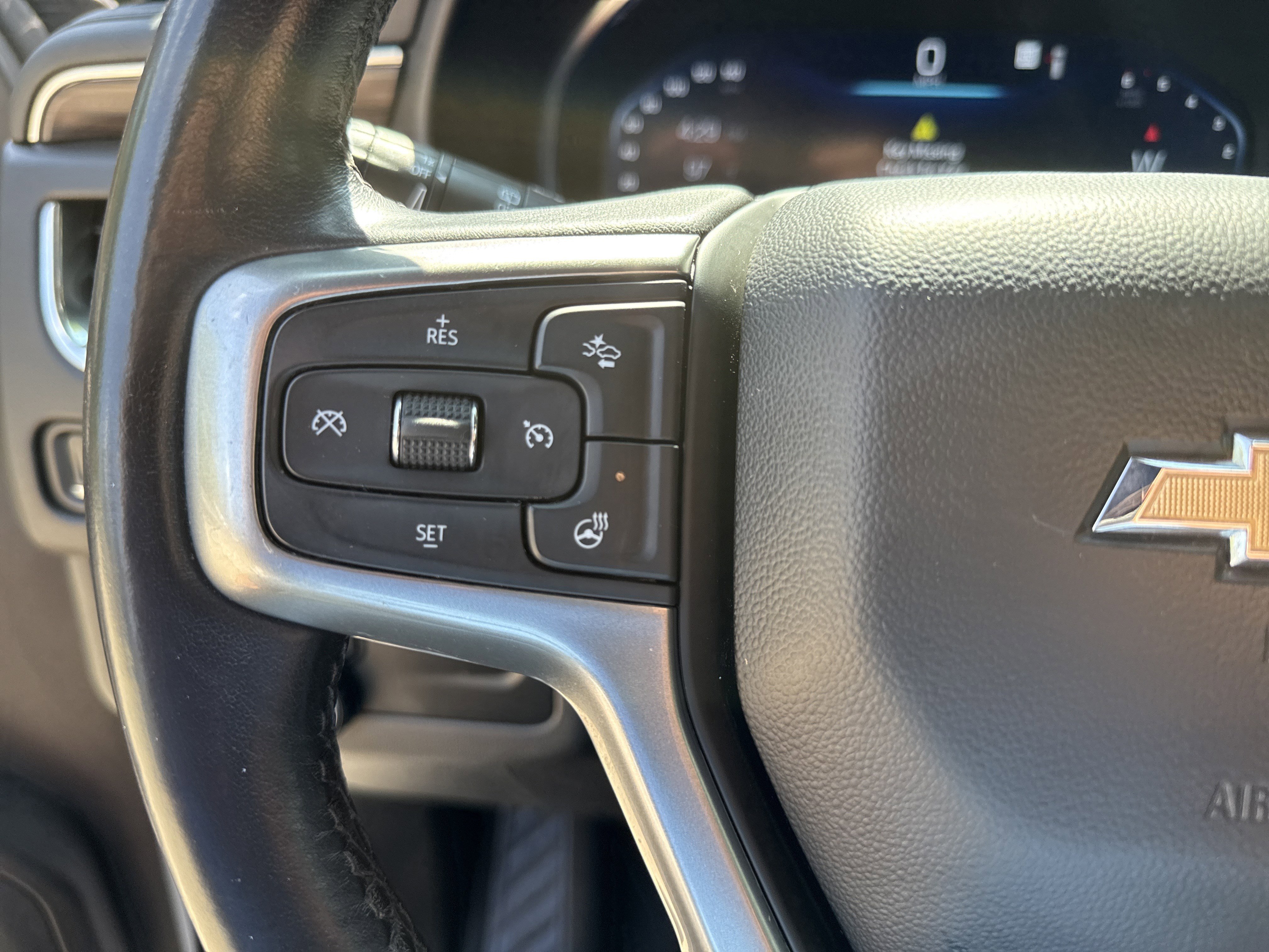 Used 2022 Summit White Chevrolet LT image 25