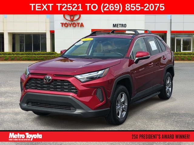 2025 Toyota RAV4 XLE