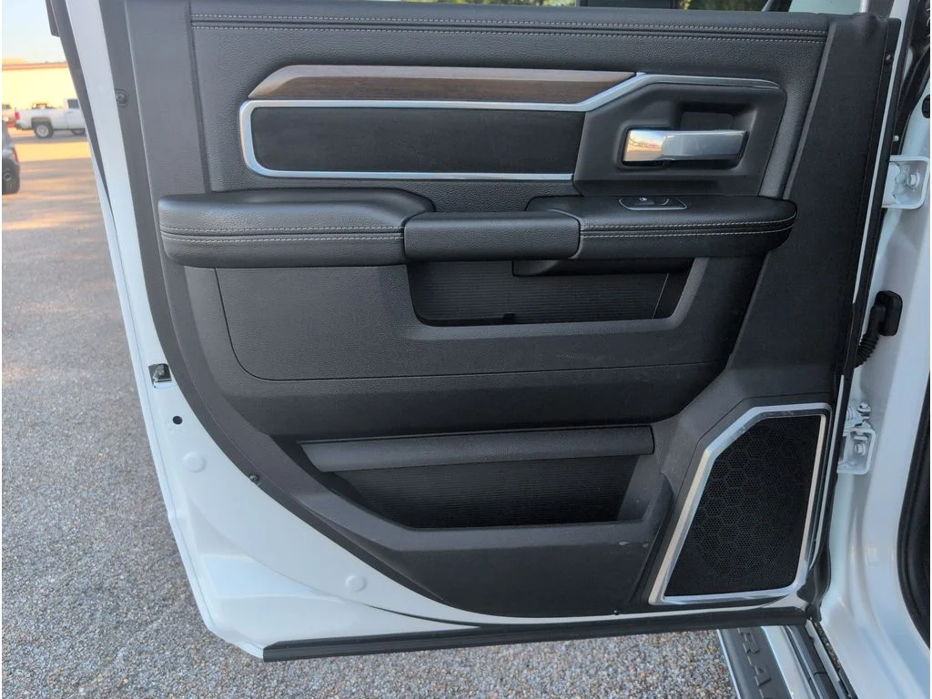 Used 2024 WHITE Ram Laramie Crew Cab 6