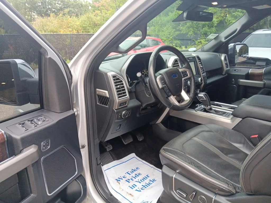 Used 2015 Ingot Silver Ford Platinum image 13
