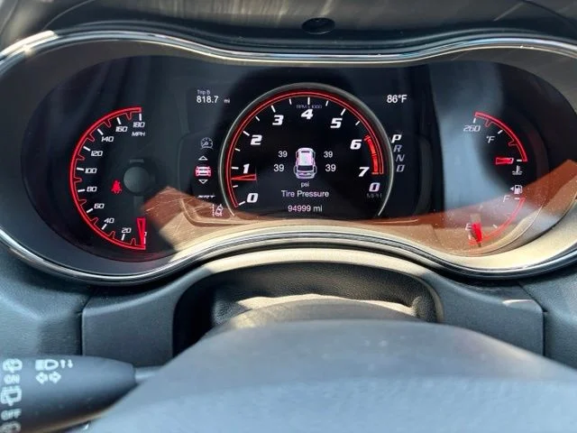 Used 2018 White Dodge SRT image 29