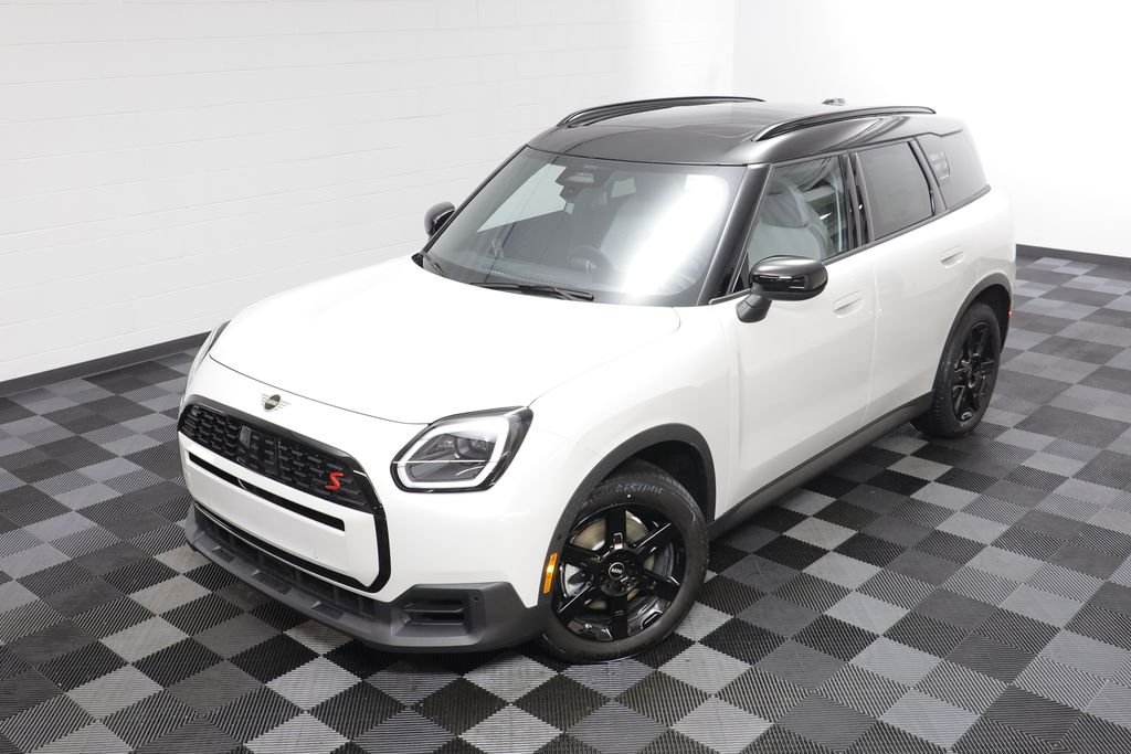 New 2026 Nanuq White Metallic MINI Oxford Edition image 2