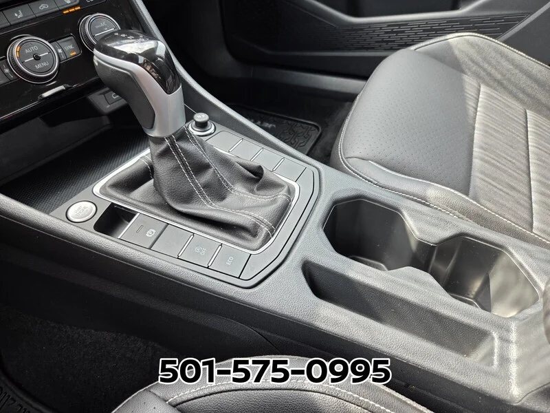 Used 2024 Opal White Volkswagen SE AUTO image 26