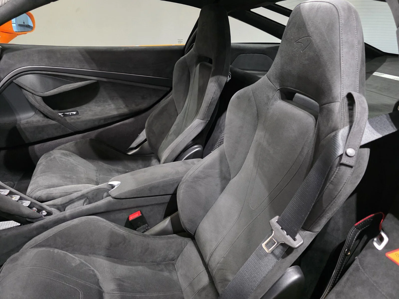 Certified Used 2024 McLaren Orange McLaren Coupe image 8