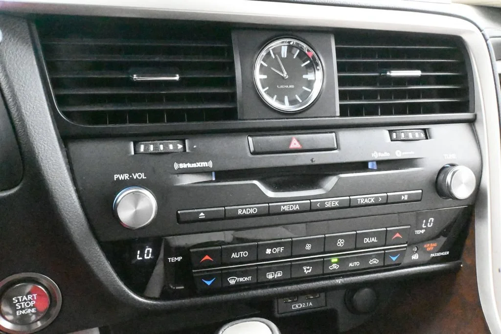 Used 2020 Green Pearl Lexus 350 image 21