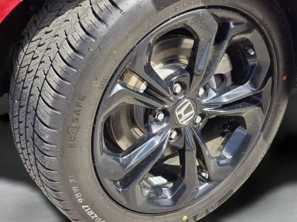 Used 2025 Red Honda SE image 26