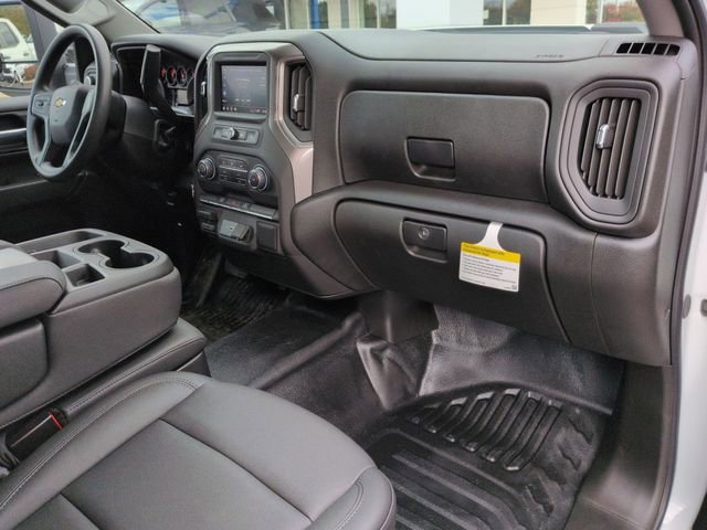 New 2025 Summit White Chevrolet Work Truck image 27