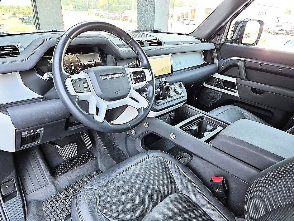Used 2023 Tasman Blue Metallic Land Rover SE image 30