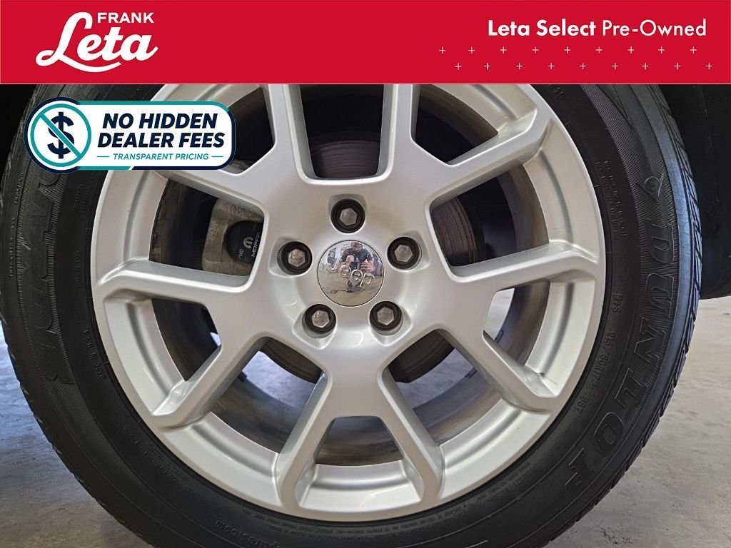Used 2020 Bikini Metallic Clearcoat Jeep  image 14
