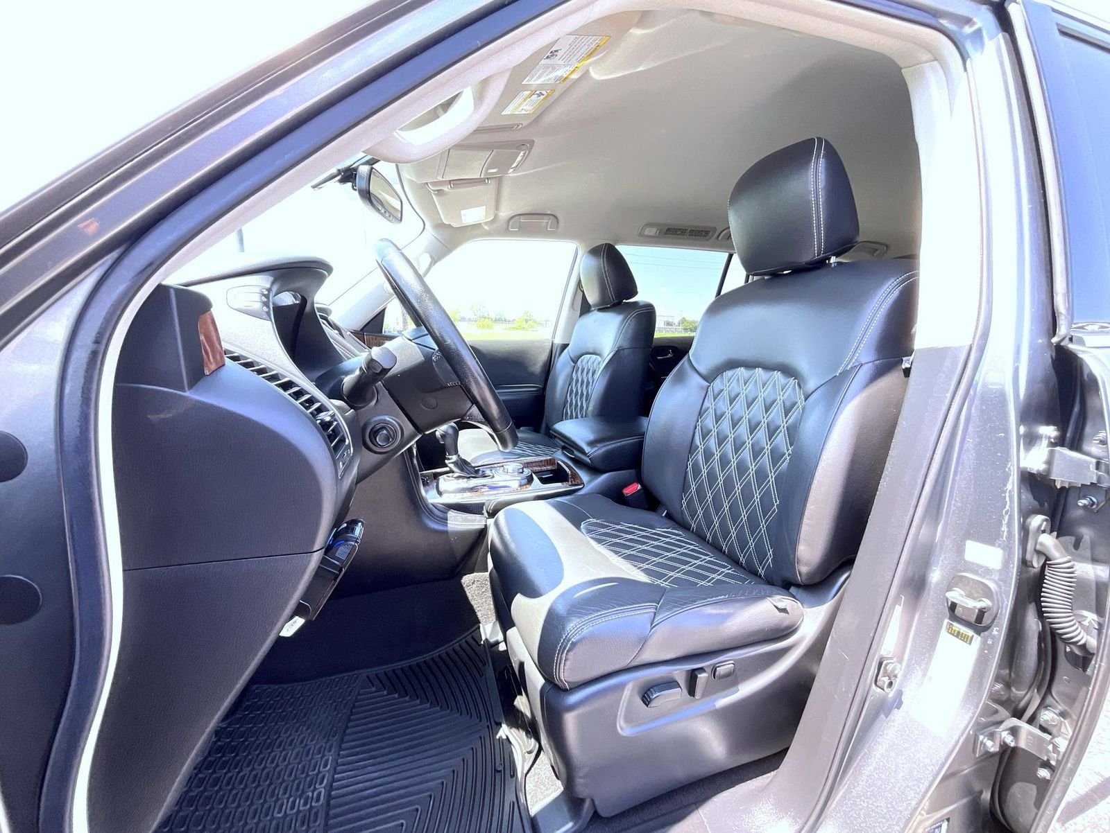 Used 2019 Gray Nissan SV image 10