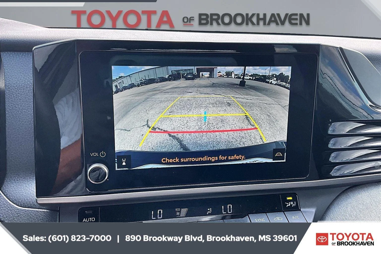 Used 2025 Underground Toyota LE image 15