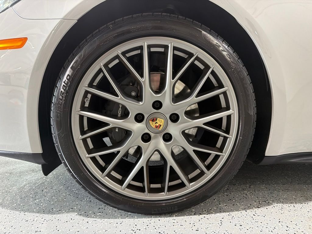 Certified Used 2023  Porsche 4 image 11