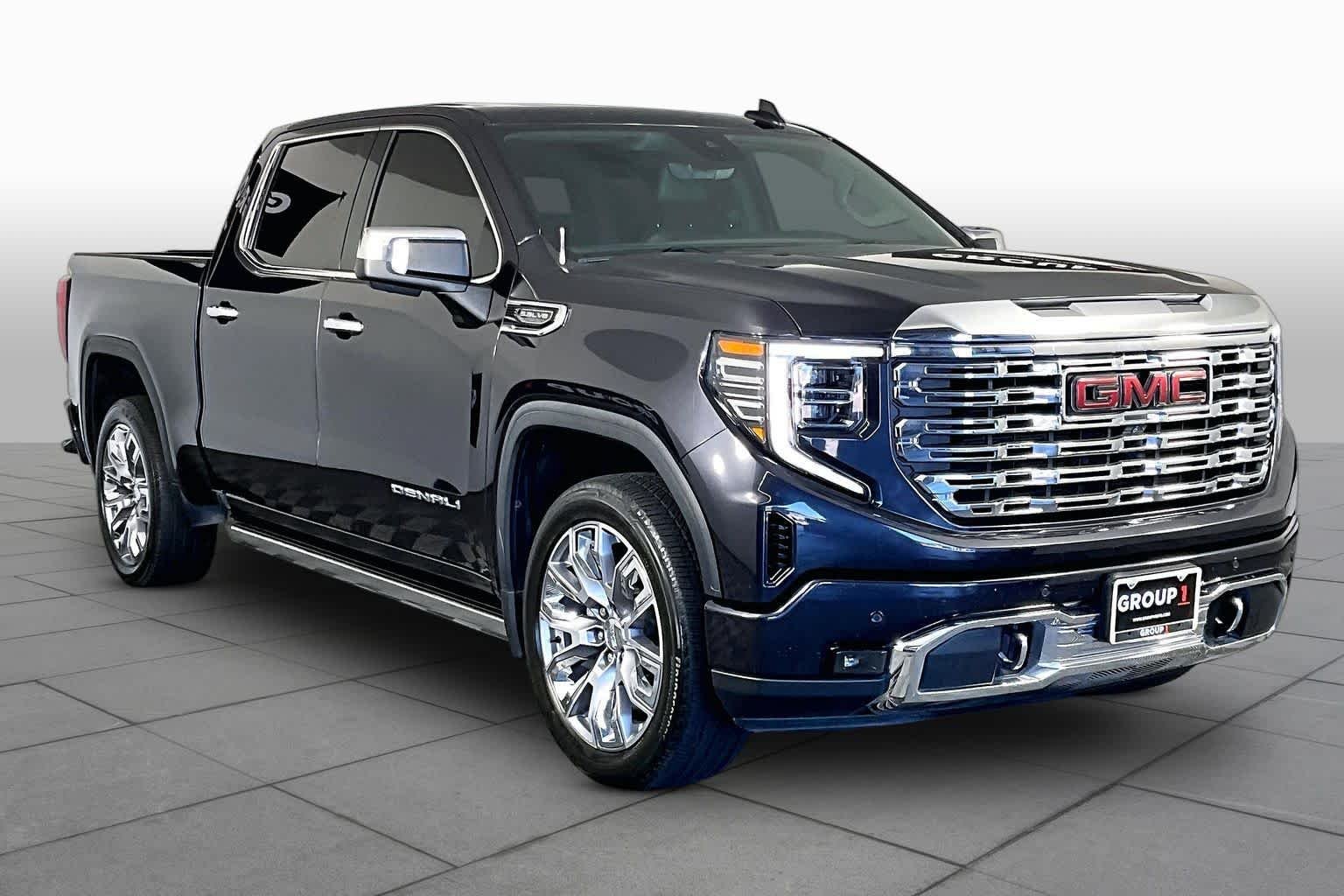 Used 2022 Titanium Rush Metallic GMC Denali image 3