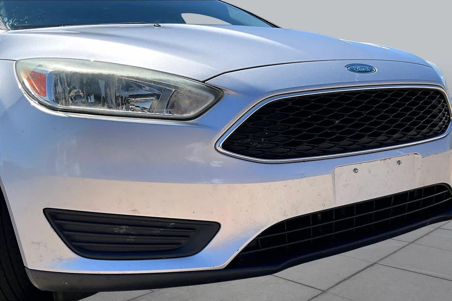 Used 2015 Ingot Silver Ford S image 28