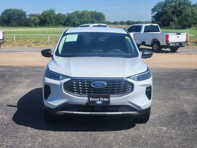 Used 2025 Space Silver Ford Active image 2