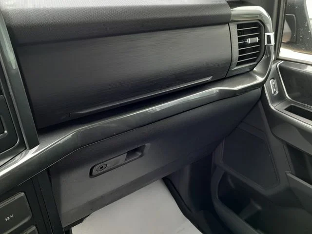 Used 2022 Blue Metallic Ford XLT image 32