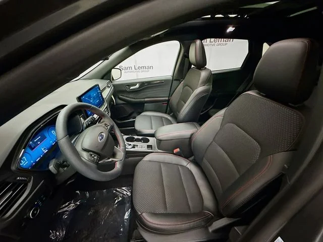 2026 Ford Escape ST-Line Select - Photo 22